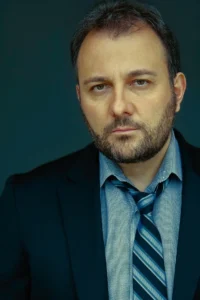 Stelio Savante - Biography