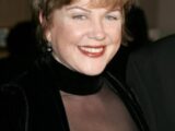 Julia Sweeney Biography: Age, Height, Husband, Movies, TV Shows, Awards, Net Worth