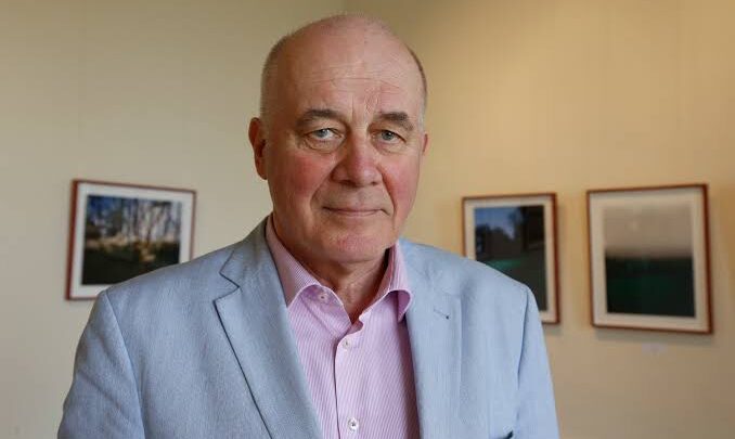 Hanns Zischler Biography: Age, Wife, Net Worth, Height, Kids, Movies, Awards, Nationality