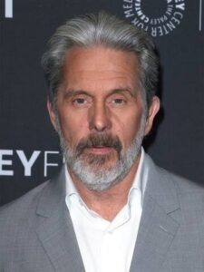 Gary Cole