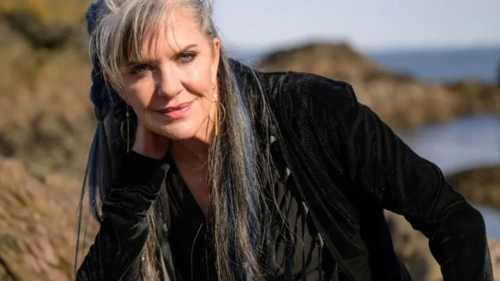 Jennifer Hale Biography: TV Shows, Age, Parents, Ex-Husband, Child, Net Worth, Height, Instagram, Awards