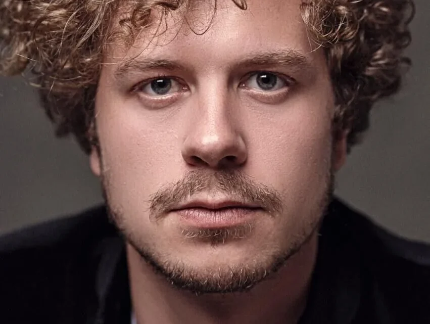 Tikhon Zhiznevsky Biography: Age, Wife, Kids, Height, Net Worth, Parents, Movies