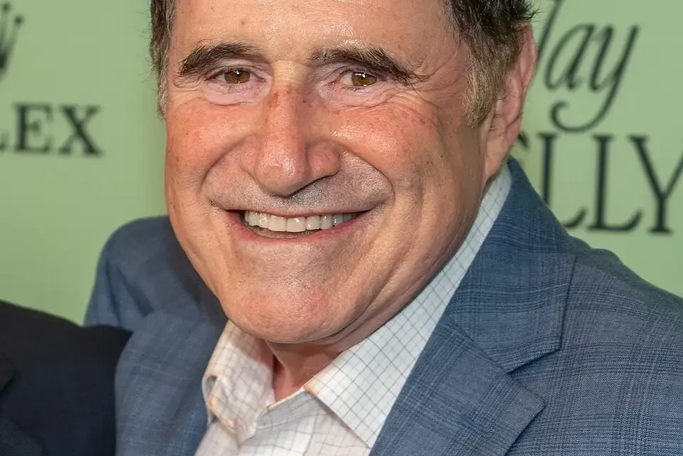 Richard Kind Biography: Height, Net Worth, Wife, Children, Movies, Awards, Ethnicity, Age