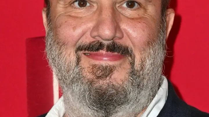 Paul Chahidi Biography: Age, Wife, Son, Net Worth, Parents, Movies & TV Shows, Instagram