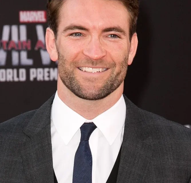 Sam Hargrave Biography: Partner, Age, Height, Net Worth, Parents, Movies & TV Shows, Siblings