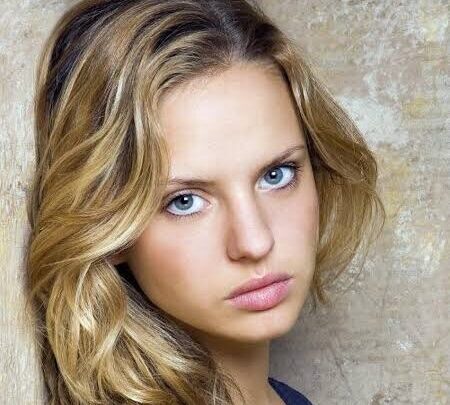 Elena Franklin Biography: Age, Height, Net Worth, Parents, Movies & TV Shows, Relationship