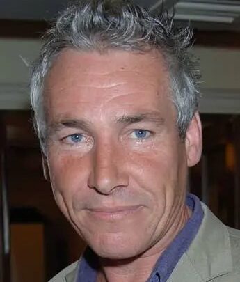 Simon Dutton Biography: Height, Net Worth, Age, Ex-Wife, Movies, TV Shows, Parents, Personal Life