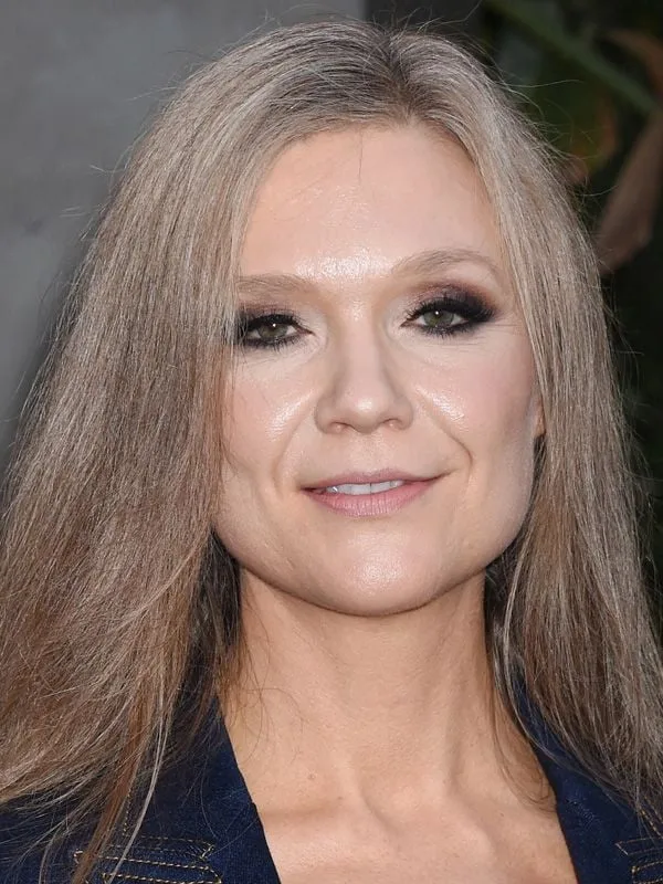 Ariana Richards - Biography