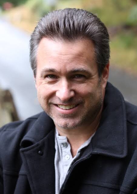 Chris McMullin Biography: Net Worth, Wife, Ethnicity, Height, Instagram, Religion, TV Shows, Awards, Age