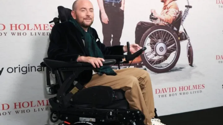 David Holmes Biography: Girlfriend, Height, Net Worth Age, Books, YouTube, Personal Life