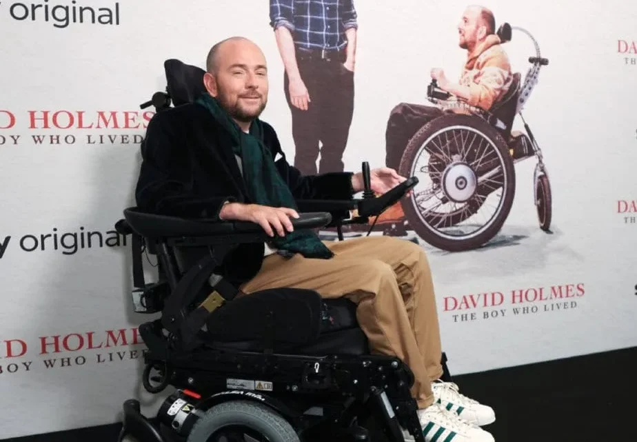 David Holmes Biography: Girlfriend, Height, Net Worth Age, Books, YouTube, Personal Life