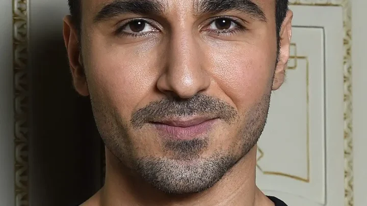 Peshang Rad Biography: Net Worth, Girlfriend, Height, Parents, Age, Movies, TV Shows, Instagram