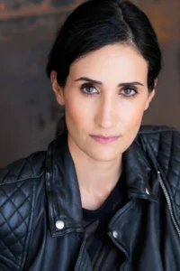 Sarah Siadat - Biography
