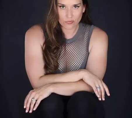 Nancy McCrumb Biography: Age, Husband, Kids, Height, Net Worth, Movies, TV Shows, Personal Life