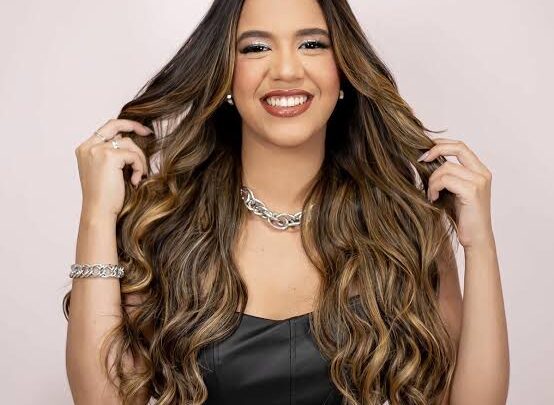 Yasmin Sensação Biography: Net Worth, Awards, Ethnicity, Age, Songs, Height, Boyfriend, Parents