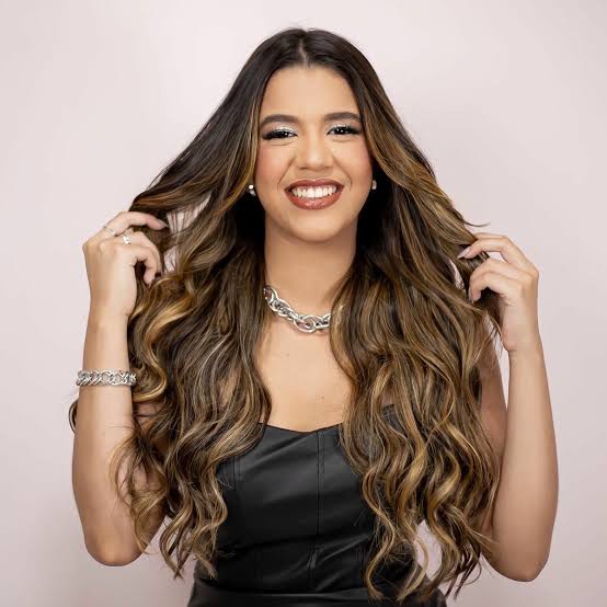 Yasmin Sensação Biography: Net Worth, Awards, Ethnicity, Age, Songs, Height, Boyfriend, Parents