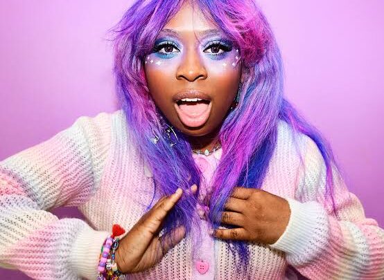 Hemlocke Springs Biography: Net Worth, Boyfriend, Ethnicity, TikTok, Age, Height, Songs, Instagram