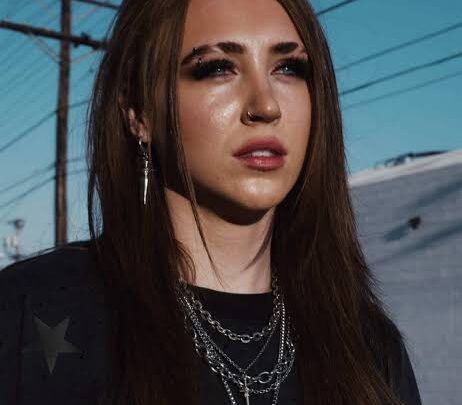 Kami Kehoe Biography: Height, Age, Songs, Parents, Boyfriend, Ethnicity, Album, Instagram, Net Worth
