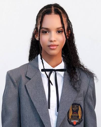 Samara Siqueira - Biography