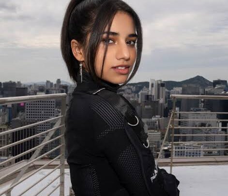 Ezrela Abraham Biography: Net Worth, Height, TV Shows, Age, Ethnicity, TikTok, Songs, Boyfriend