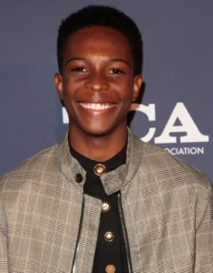 Dante Brown - Biography