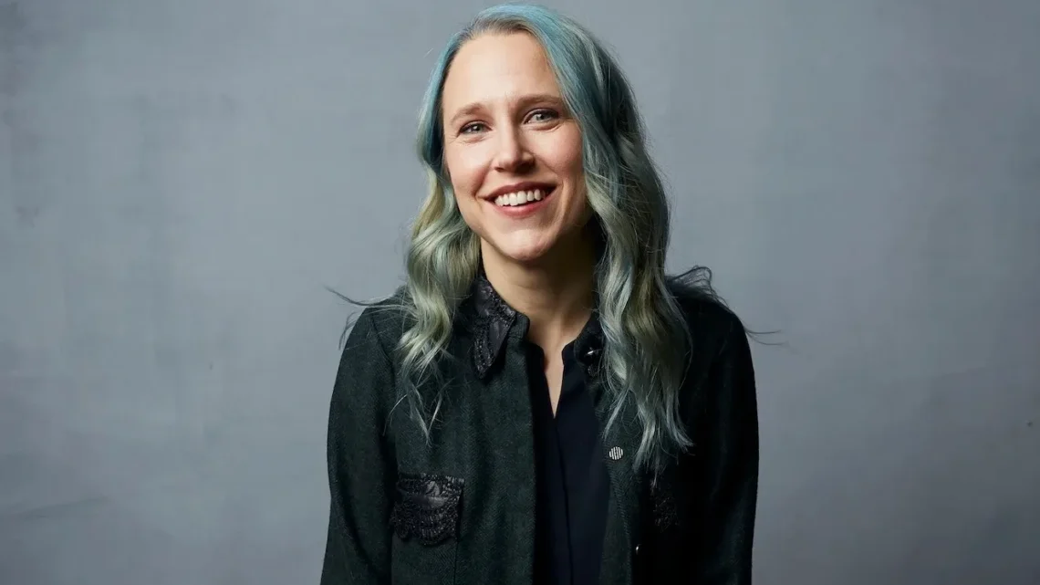Josephine Decker Biography: Partner, Age, Net Worth, Parents, Movies & TV Shows, Kids, Height