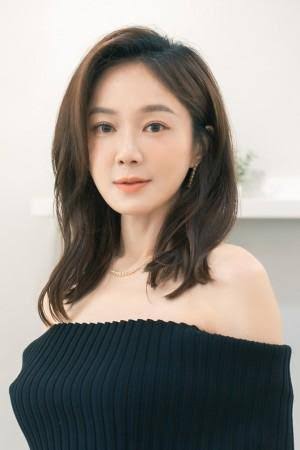 Ivy Yin - Biography