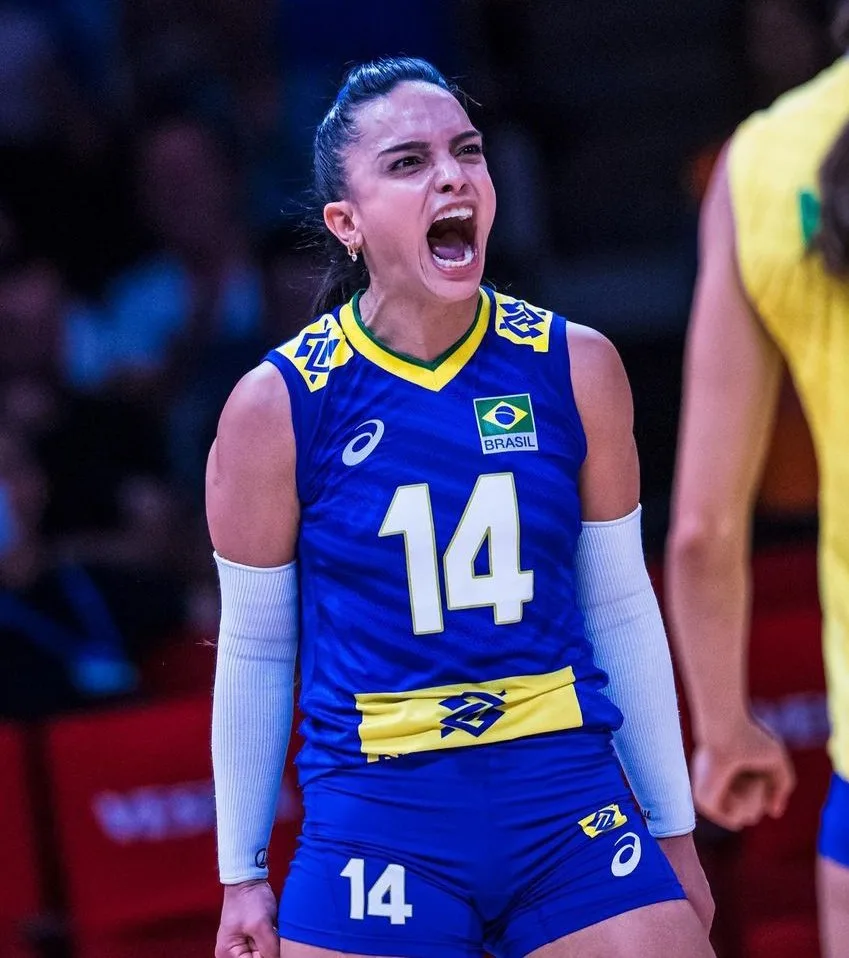 Natália Araújo - Biography