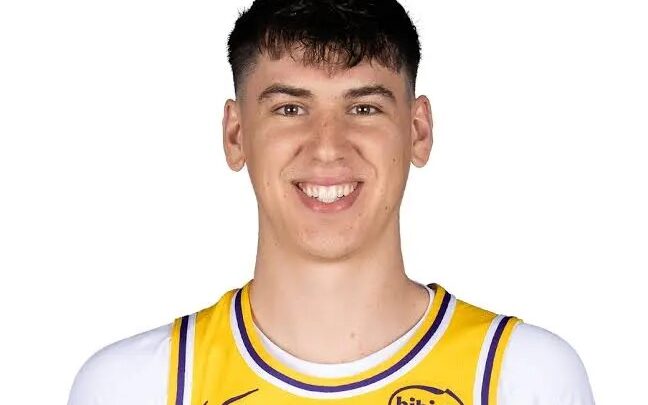 Jake LaRavia Biography: Net Worth, Girlfriend, Parents, Age, Height, Ethnicity, Records, Stats, Instagram