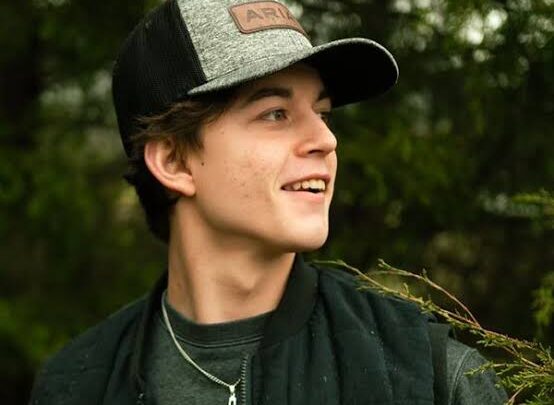 Waylon Wyatt Biography: Age, Height, Parents, Songs, Girlfriend, Net Worth, Instagram