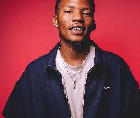 Loatinover Pounds Biography: Age, Height, Record Label, Net Worth, Girlfriend, Ethnicity, Religion, Songs, Parents