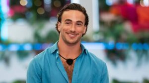 Elan Bibas - Biography