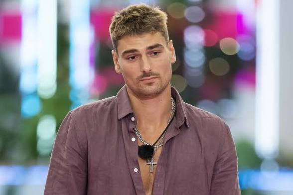 Austin Shepard Biography: Net Worth, Age, Height, TikTok, Love Island, Girlfriend,  Parents, Love Island