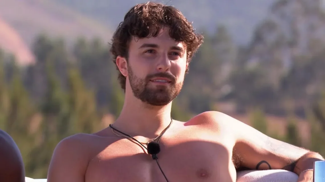 Zac Woodworth Biography: Age, Love Island, Girlfriend, Parents, Height, Net Worth, Content Creation, Instagram