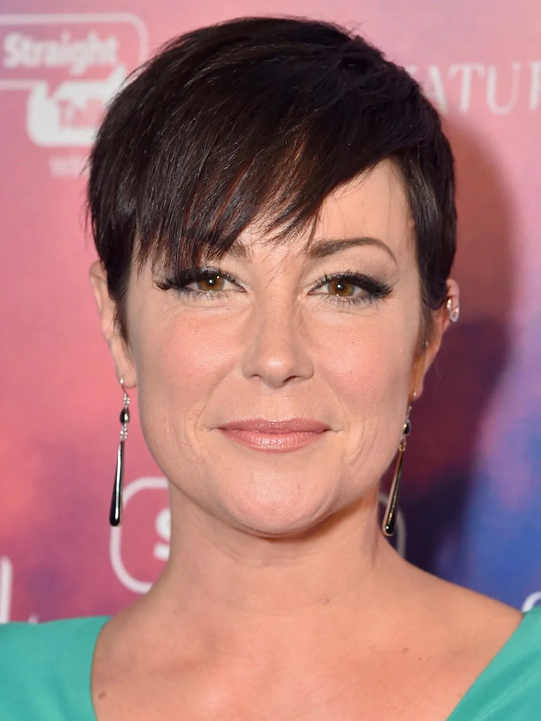 Kim Rhodes - Biography