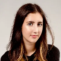 Silvia Solymosyová (Sisa) - Biography
