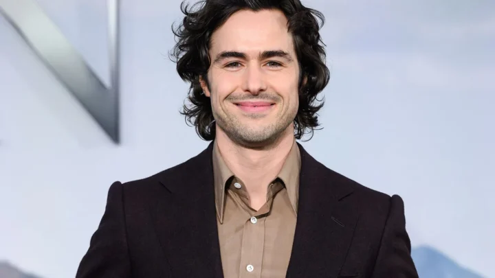 Ben Schnetzer Biography: Movies, Net Worth, Wife, Age, Parents, Height, TV Shows