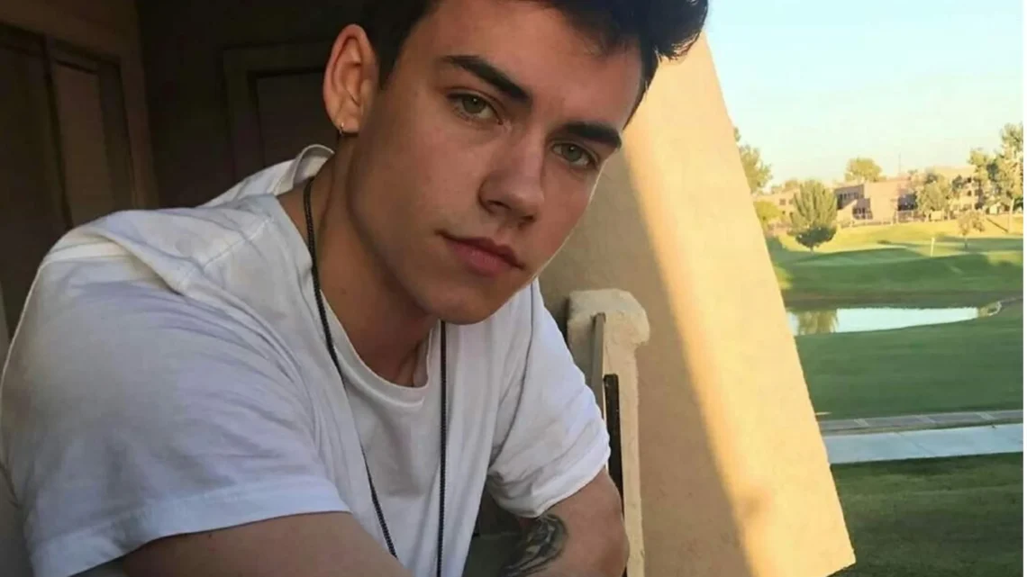 Wesley Tucker Biography: Age, Net Worth, YouTube, Girlfriend, Height, Instagram