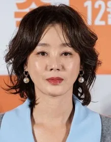 Kim Sung-ryung - Biography