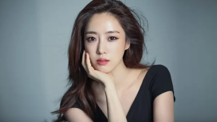 Hahm Eun-jung Bio: Net Worth, Age, Boyfriend, Instagram, Wikipedia, Pictures, Awards