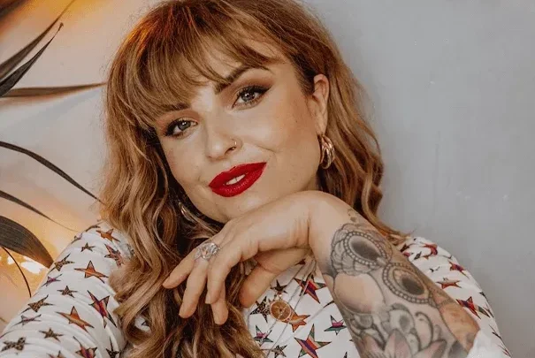 Helen Anderson Biography: Age, Net Worth, YouTube, Height, TikTok, Awards