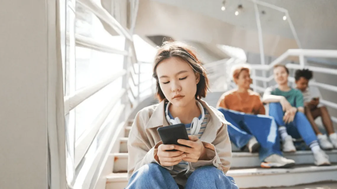 How Teenagers Process Social Media Rejection Differently Than Adults Do