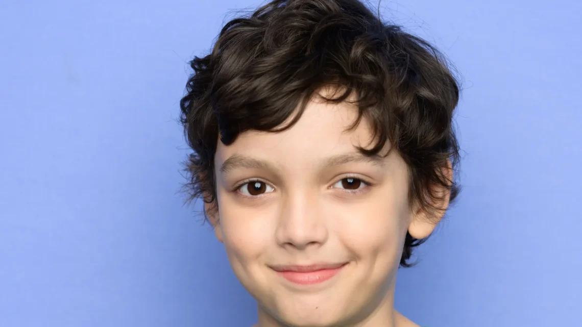 Indie DesRoches Biography: TV Shows, Net Worth, Wife, Children, Height, Parents, Siblings