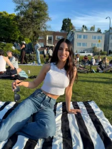 Jessica Lowndes