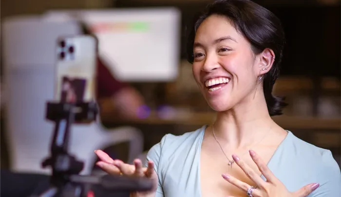 Jony Lee Biography: Husband, Age, Height, Net Worth, Parents, YouTube, Instagram
