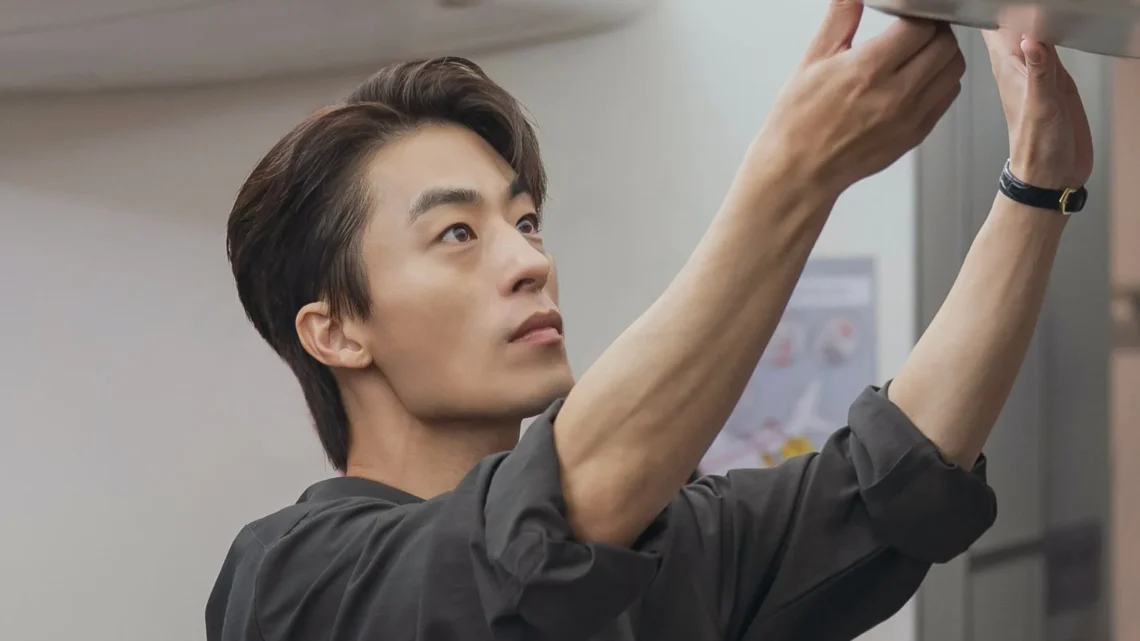 Koo Kyo-hwan Biography: Awards, Age, Wife, Height, Movies, Instagram, Net Worth