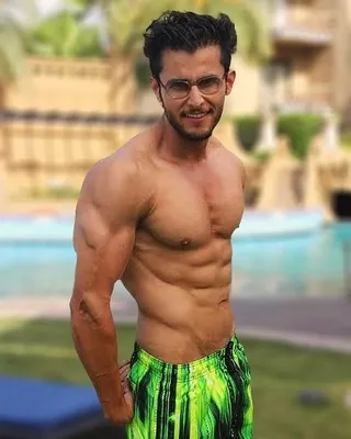 Leenesh Mattoo - Biography