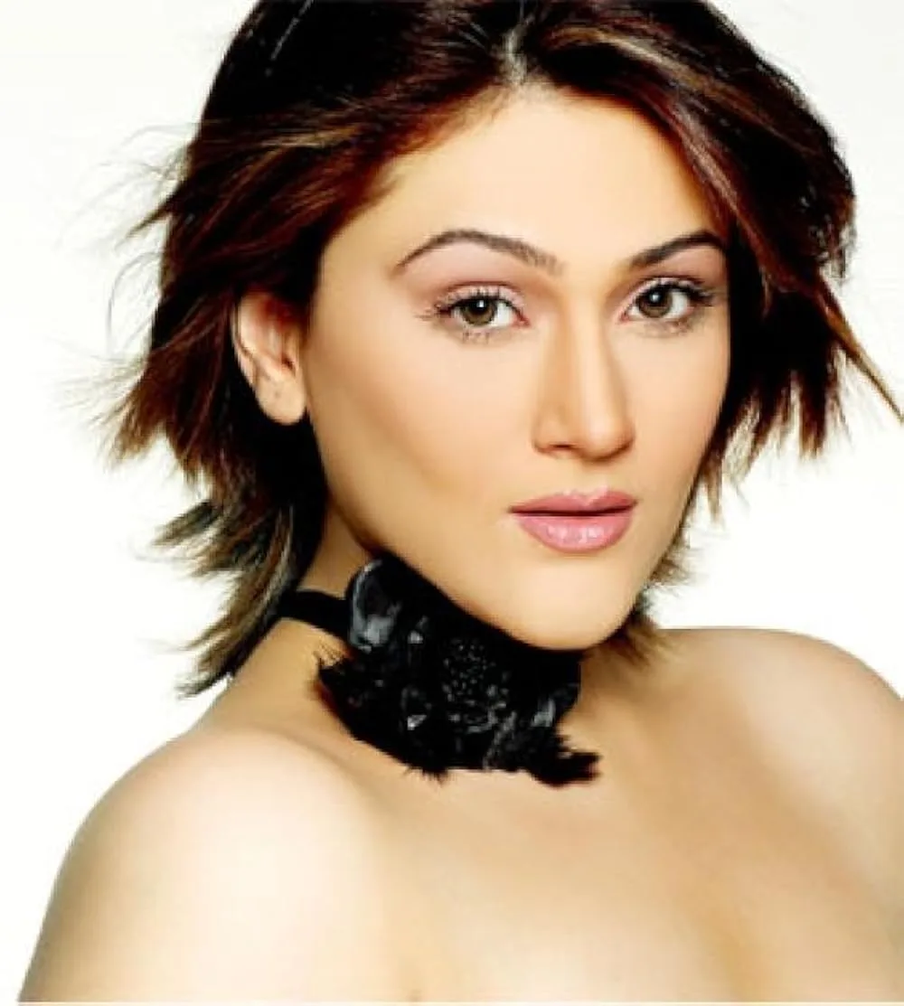 Eva Grover - Biography