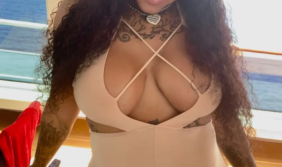 Jucee Froot Biography: Net Worth, Parents, Age, Height, Baby Father, Songs, Albums, Kids, Boyfriend
