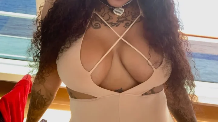 Jucee Froot Biography: Net Worth, Parents, Age, Height, Baby Father, Songs, Albums, Kids, Boyfriend